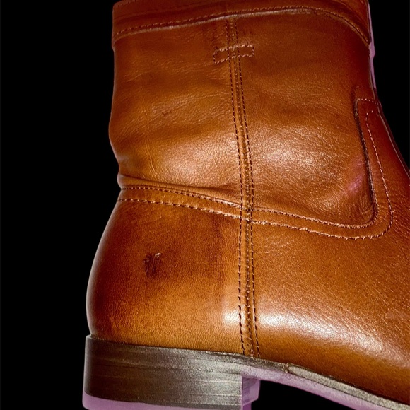 Frye Boots. Cara Roper Short. Size 8. New. - Picture 3 of 6